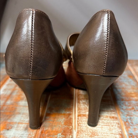 Gianni Bini Bronze and Gold Heels - Picture 5 of 10